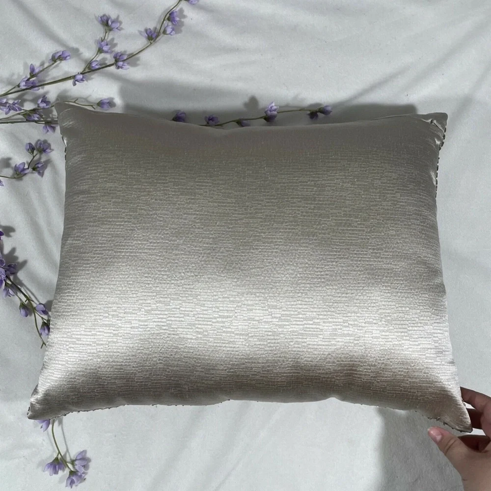 NEW Beaded Decorative Pillow for‎ Hudson Park Connettiva [ 20 X 16 In ]